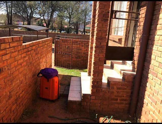 2 BEDROOM APARTMENT FOR SALE IN FLORIDA